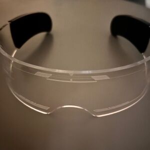 𝐂𝐲𝐟𝐢 𝐠𝐥𝐨𝐰 𝐮𝐩 𝐠𝐥𝐚𝐬𝐬𝐞𝐬